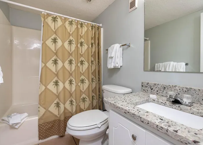 Apartment Island Winds East 108